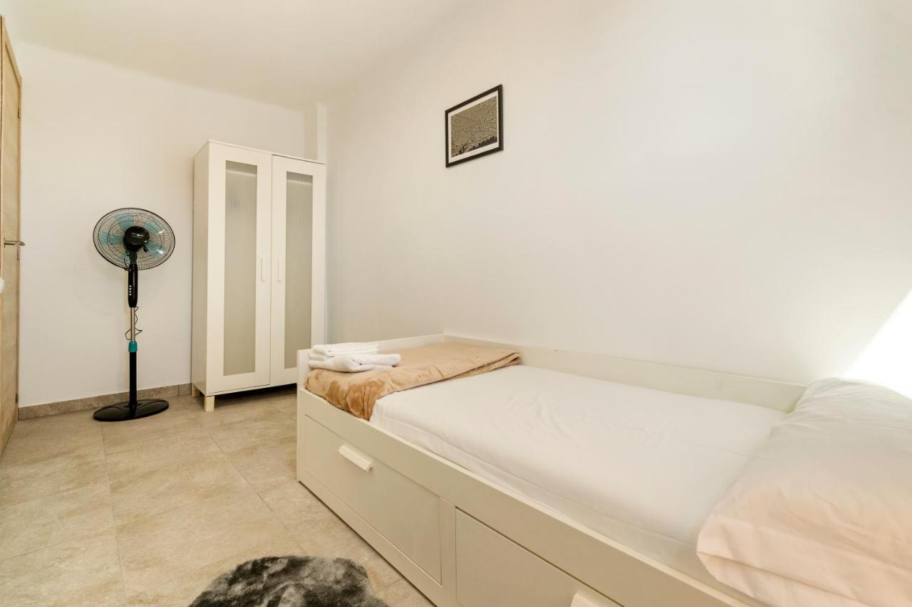 Apartamento Cerca De La Playa Barcelona Exterior photo
